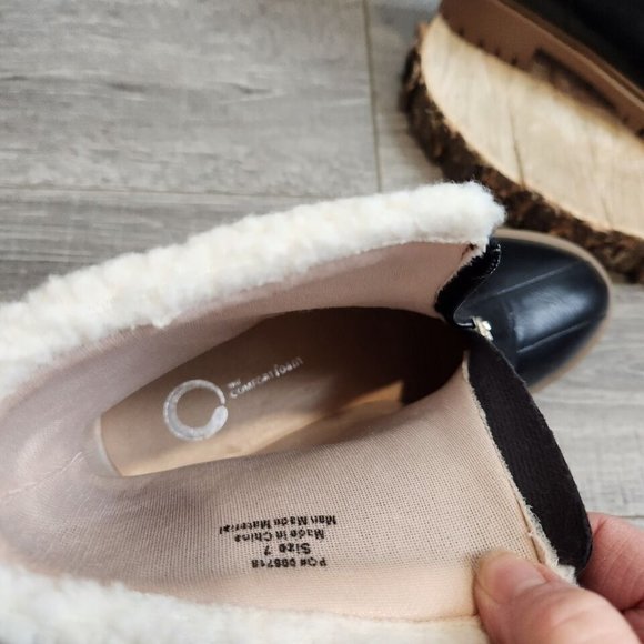 Journee Collection Fynn Tru Comfort Zip Women's Ankle Boots Soft sherpa trim-New - Picture 6 of 9